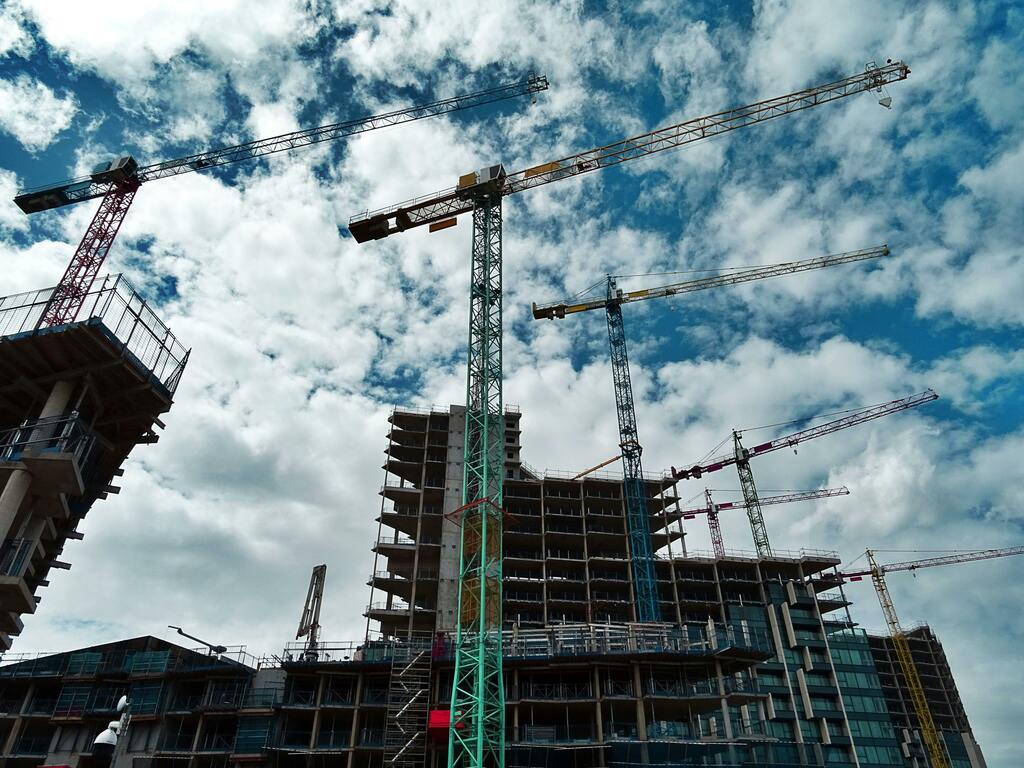 Construction crane against the sky